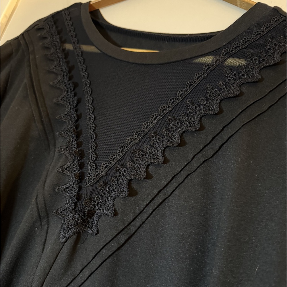 SHEIN Curve 3XL Black Mesh V-Neck Crochet Trim Top Short Sleeve Plus Size - Picture 3 of 6